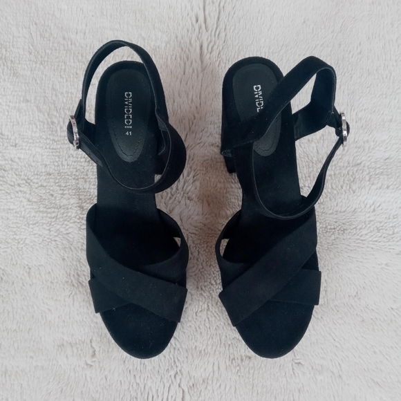 -- X -- Black Suede Chunky Sandals Divided H&M - Picture 2 of 6